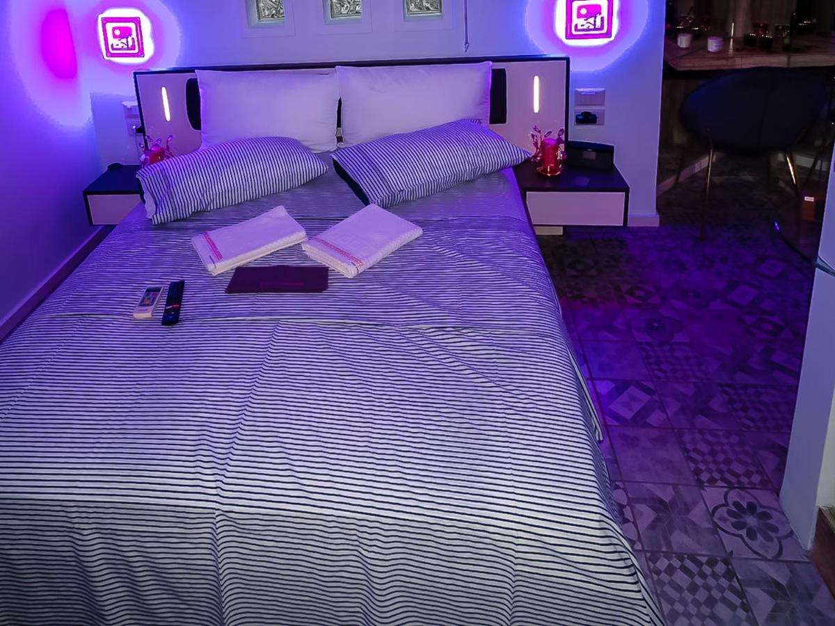 B 2 Luxury Suite Acropolis View Athens Privat Jacuzzi Экстерьер фото