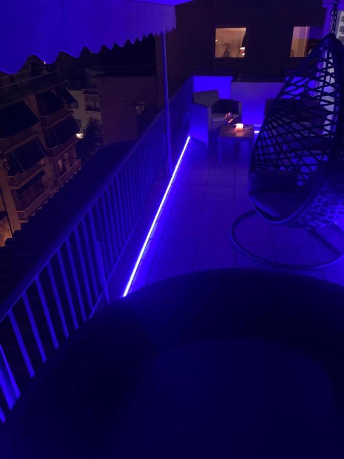 B 2 Luxury Suite Acropolis View Athens Privat Jacuzzi Экстерьер фото